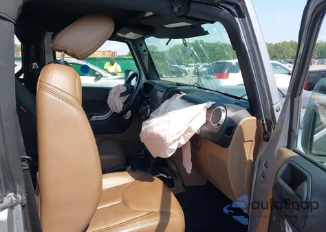 2015 Jeep Wrangler Sahara из США, поврежденный, VIN 1C4AJWBG7FL771190